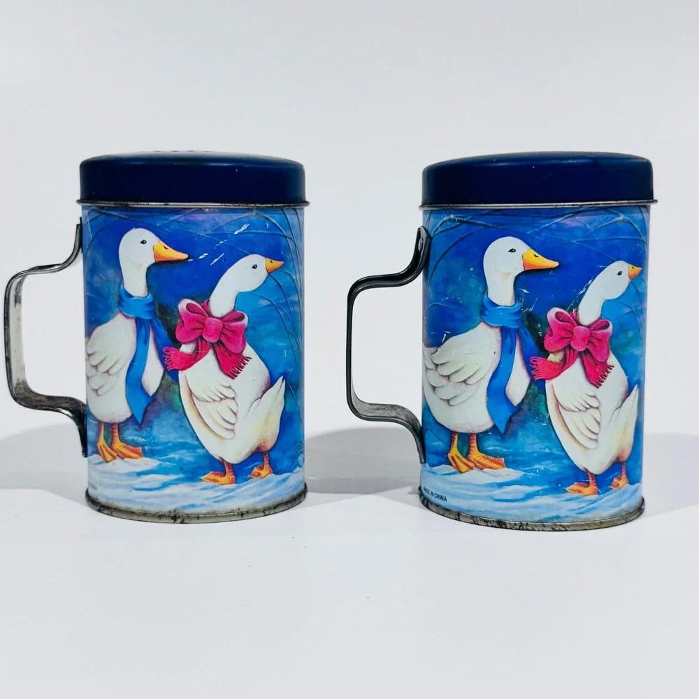 Vintage JSNY Tin Salt & Pepper Shakers w/Handles Country‎ Geese Winter Scene EUC